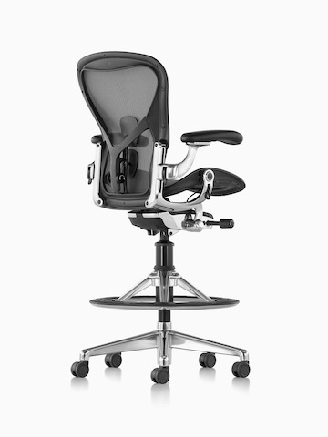 Three-quarter rear view of a black Aeron Stool.