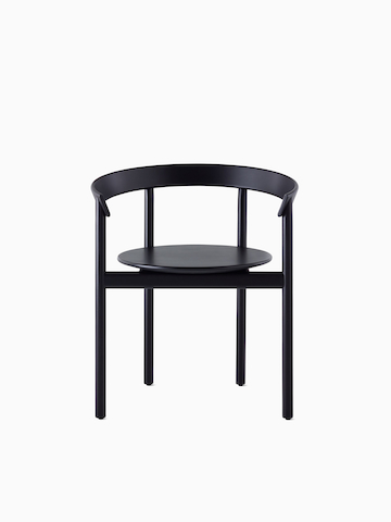 A black Comma Chair with arms, viewed from the front.
