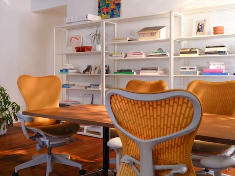 Mirra 2 Chair in ochre and alpine